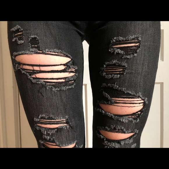 American Eagle “Super Super Stretch” Skinny Jeans - Picture 2 of 3